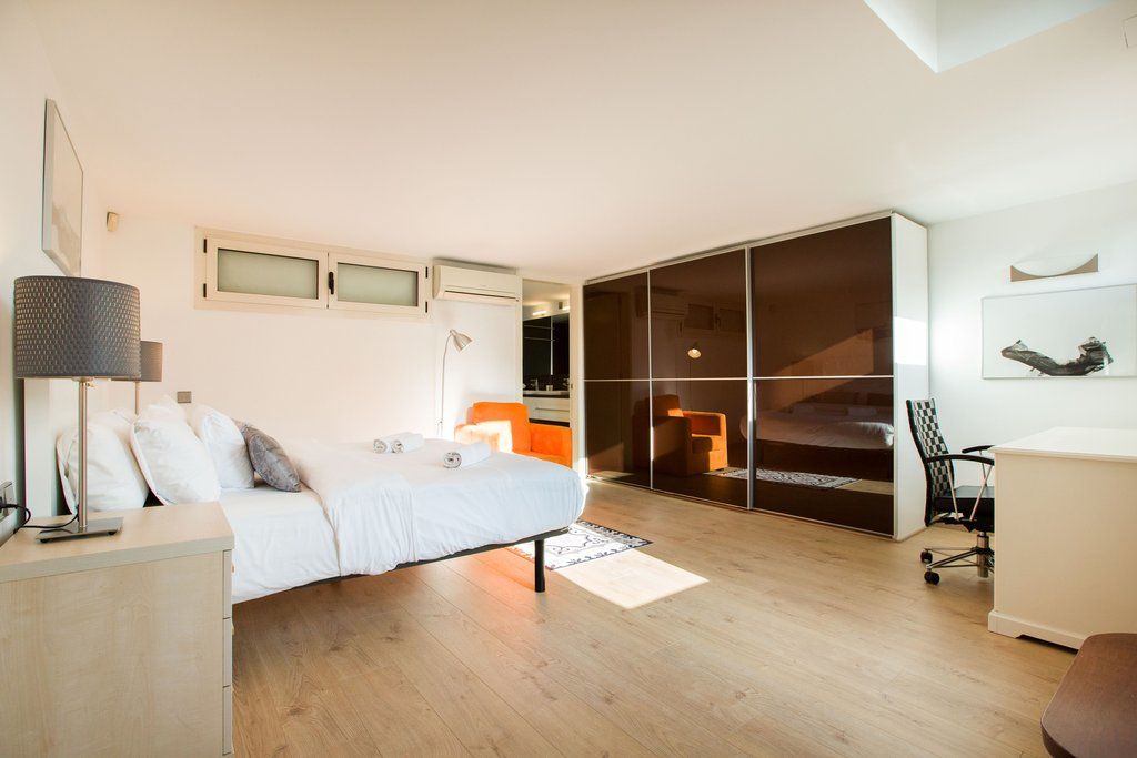 No 335 The Streets Apartment